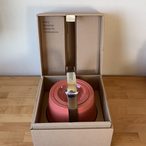 Caraway 2 Quart Whistling Tea Kettle - NEW - Picture 2 of 13